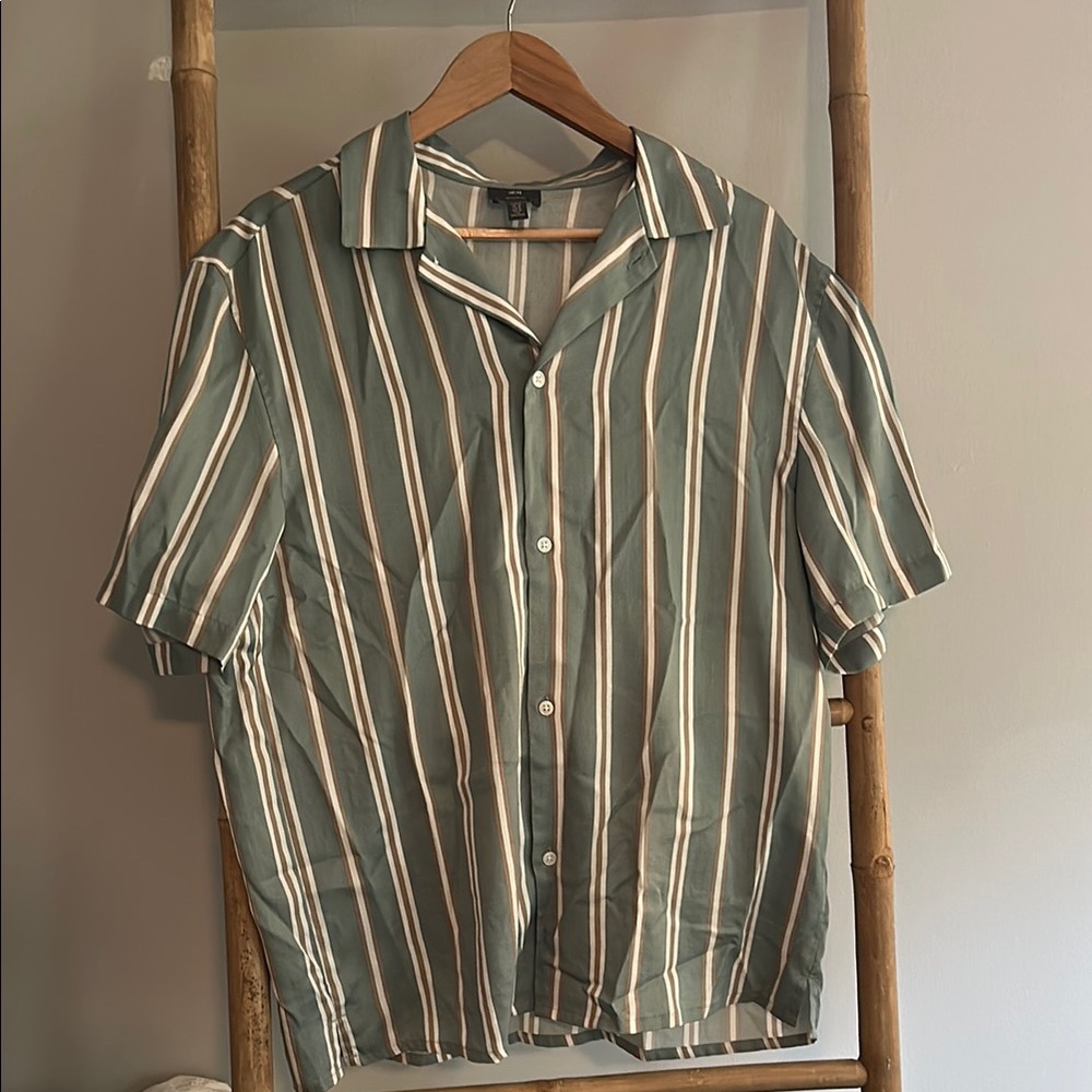 H&M Greenish Blue and White Casual Button Down Shirt